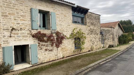 Property for sale Juillé Charente