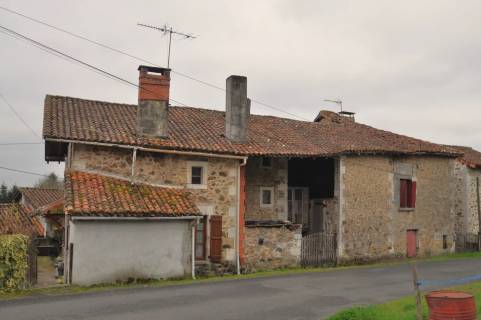 Property for sale Roussines Charente