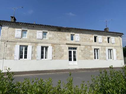 Property for sale Bedenac Charente-Maritime