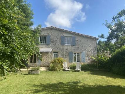 Property for sale Saujon Charente-Maritime