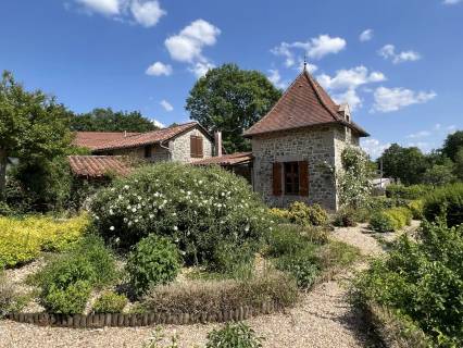Property for sale Saint-Saud-Lacoussière Dordogne