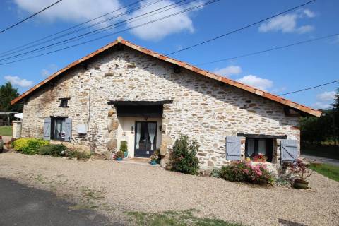 Property for sale Le Lindois Charente