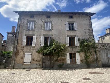 Property for sale Lesterps Charente