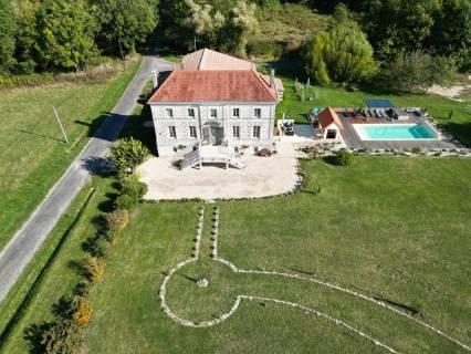 Property for sale Saint-Thomas-de-Conac Charente-Maritime