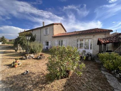 Property for sale Salles-de-Villefagnan Charente