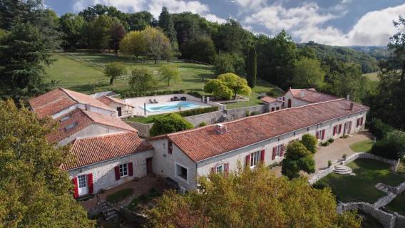 Property for sale Nanteuil-en-Vallée Charente