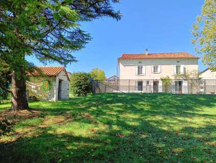 Property for sale La Tour-Blanche Dordogne