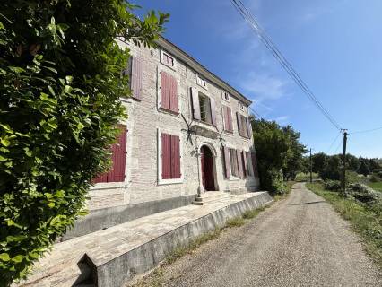 Property for sale Montpezat Lot-et-Garonne