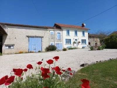Property for sale Ventouse Charente