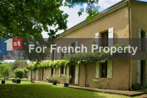 Property for sale LALINDE Dordogne