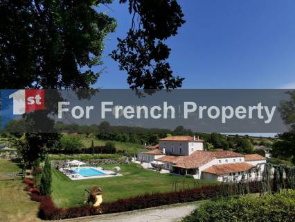 Property for sale SEGONZAC Charente