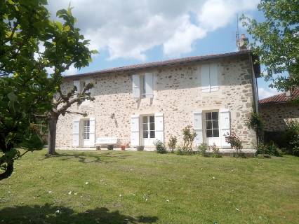 Property for sale Chasseneuil Sur Bonnieure Charente