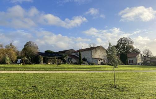 Property for sale Saint-Amant-de-Bonnieure Charente