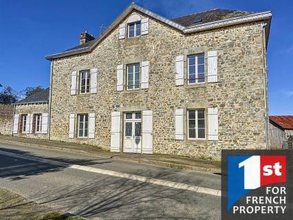 Property for sale PLACE Mayenne