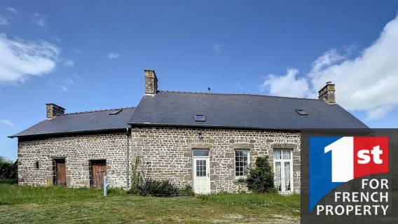 Property for sale CARELLES Mayenne