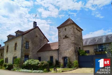 Property for sale VEZELAY Yonne