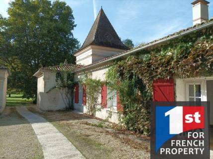 Property for sale Salles-Lavalette Charente