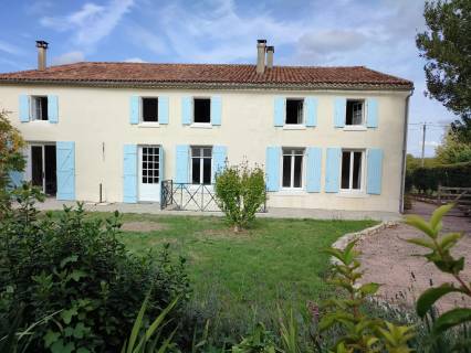 Property for sale Paillé Charente-Maritime