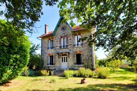 Property for sale Chives Charente-Maritime