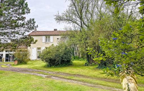 Property for sale Montroy Charente-Maritime