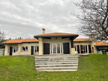 Property for sale Marcillac-Lanville Charente
